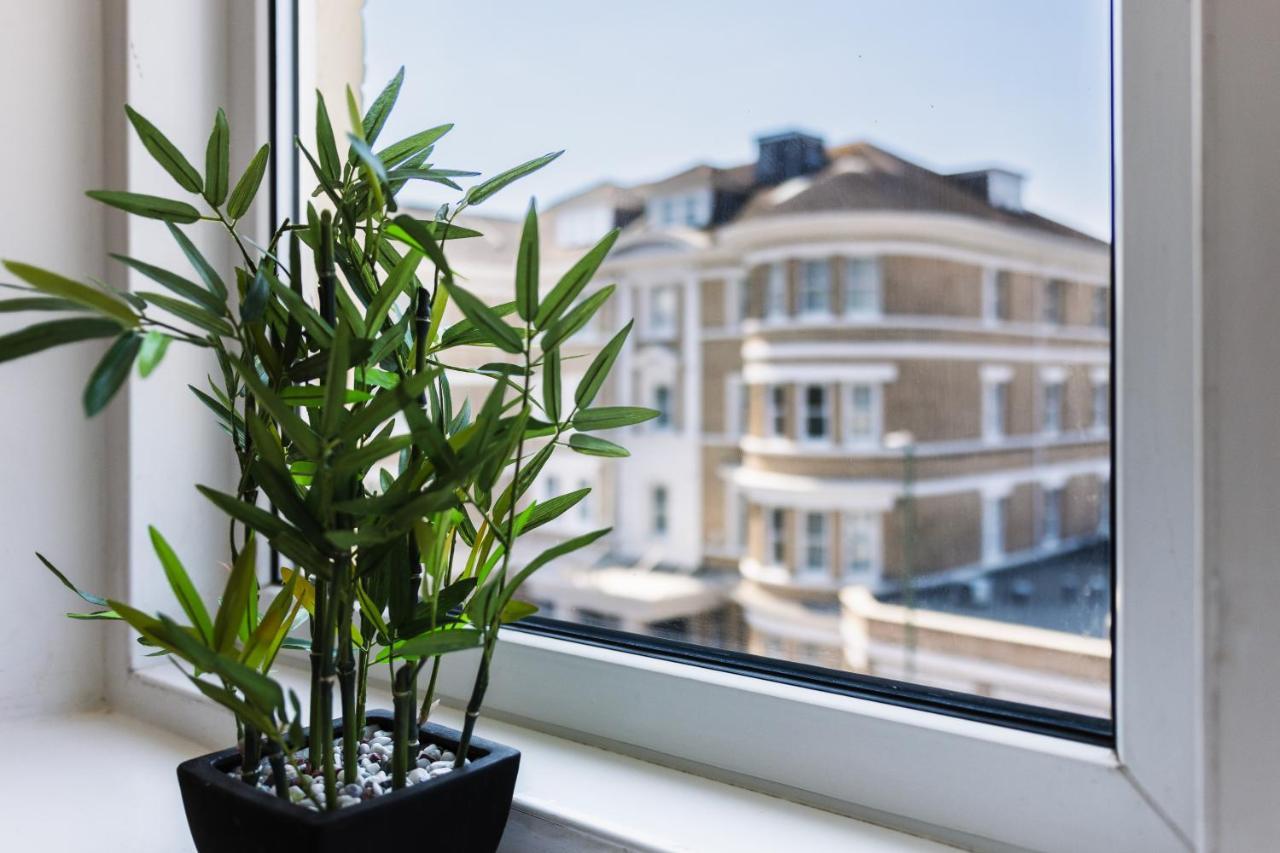 306, The Kove, West Hill Road Apartment บอร์นมัธ ภายนอก รูปภาพ