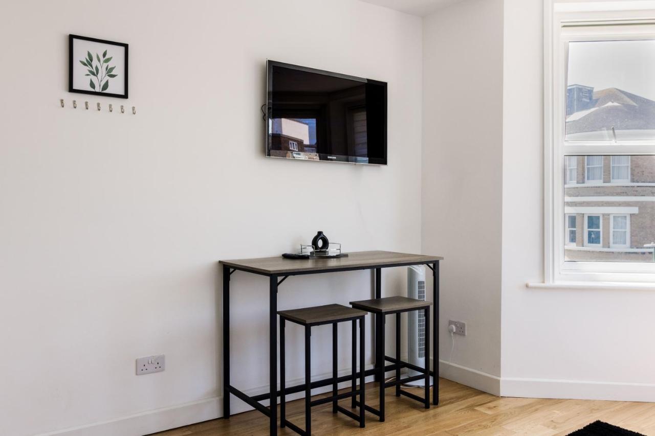 306, The Kove, West Hill Road Apartment บอร์นมัธ ภายนอก รูปภาพ