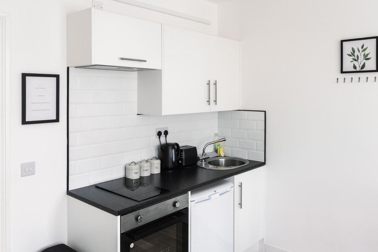 306, The Kove, West Hill Road Apartment บอร์นมัธ ภายนอก รูปภาพ