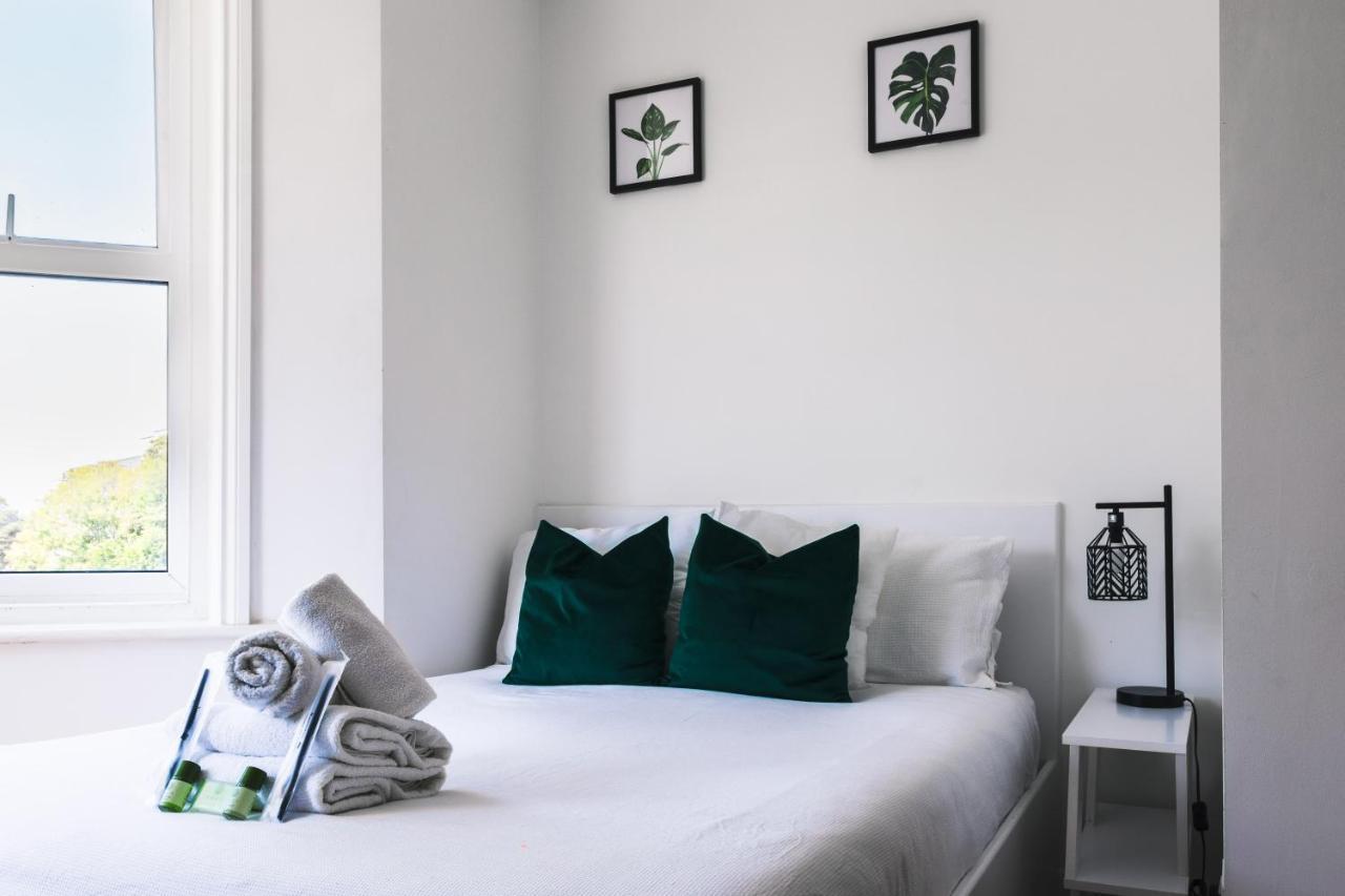 306, The Kove, West Hill Road Apartment บอร์นมัธ ภายนอก รูปภาพ